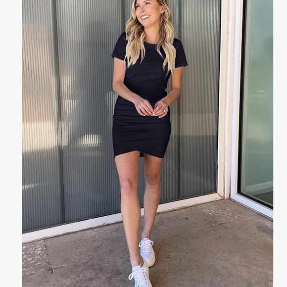 Dresses & Skirts - Navy Blue Ruched Bodycon Mini Dress Short Sleeve Tulip Hem